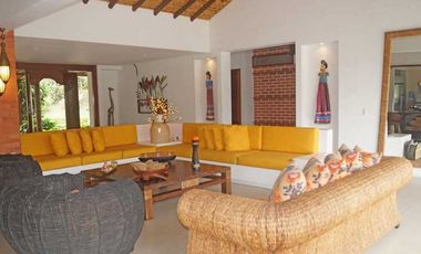 ARRIENDO FINCA EN CHINCHINA LA TORRE  950.000 NOCHE3171627270