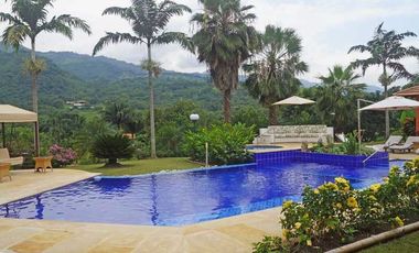 ARRIENDO FINCA EN CHINCHINA LA TORRE  950.000 NOCHE3171627270