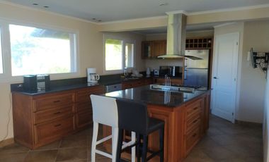 VENTA - MAR DE LAS PAMPAS - EXCLUSIVO CHARLET ESTILO AMERICANO