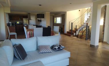 VENTA - MAR DE LAS PAMPAS - EXCLUSIVO CHARLET ESTILO AMERICANO