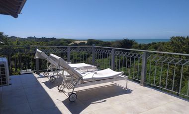 VENTA - MAR DE LAS PAMPAS - EXCLUSIVO CHARLET ESTILO AMERICANO