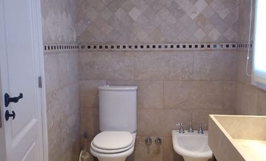 VENTA - MAR DE LAS PAMPAS - EXCLUSIVO CHARLET ESTILO AMERICANO