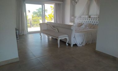 VENTA - MAR DE LAS PAMPAS - EXCLUSIVO CHARLET ESTILO AMERICANO