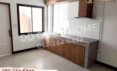 Townhouse, Soi Sukhsawat, Lampang, near HomePro Lampang DD-085392