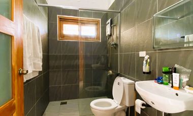 RESORT-STYLE HOUSE FOR SALE