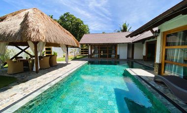 RESORT-STYLE HOUSE FOR SALE