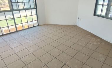 Casa uso comercial Centinela Zapopan en esquina $2,200,000
