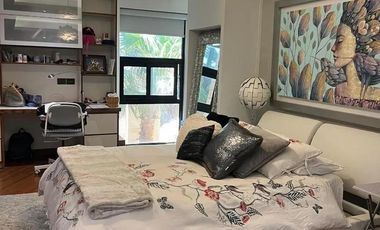 HERMOSA RESIDENCIA EN VENTA EN CAMPOS ELISEOS, SUPER EQUIPADA