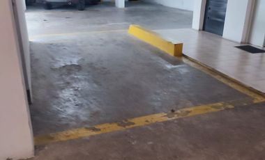 Renta departamento de 3 dormitorios, sector Embajada Americana