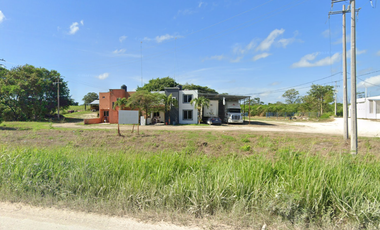 CASA EN AV. MANGO, CAMPESTRE CANDELARIA, CAMPECHE. ¡NO CREDITOS!