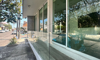 Casa Venta uso comercial amplios espacios esquina Fracc Reforma Veracruz