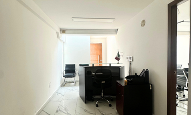 Casa Venta uso comercial amplios espacios esquina Fracc Reforma Veracruz