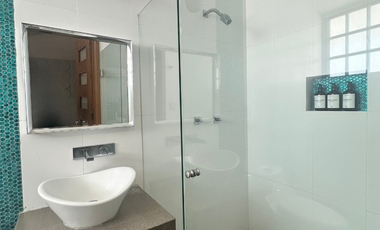 Casa Venta uso comercial amplios espacios esquina Fracc Reforma Veracruz