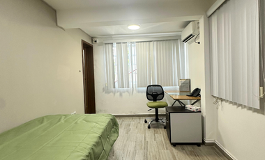 Casa Venta uso comercial amplios espacios esquina Fracc Reforma Veracruz