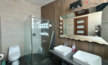 Casa Venta uso comercial amplios espacios esquina Fracc Reforma Veracruz