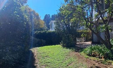 Arriendo casa estilo Inglés, de 5 dormitorios , 5 baños ,barrio Miraflores
