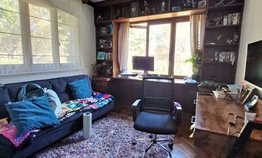 Arriendo casa estilo Inglés, de 5 dormitorios , 5 baños ,barrio Miraflores