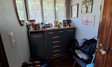 Arriendo casa estilo Inglés, de 5 dormitorios , 5 baños ,barrio Miraflores