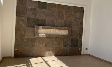 CASA EN VENTA EN JARDINES DE ZAVALETA, 3 RECÁMARAS ENORMES TODAS CON BAÑO Y VESTIDOR, OFICINA EN PLANTA BAJA, A 5 MINUTOS DE LA UDLA, PUEBLA