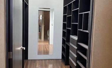 CASA EN VENTA EN JARDINES DE ZAVALETA, 3 RECÁMARAS ENORMES TODAS CON BAÑO Y VESTIDOR, OFICINA EN PLANTA BAJA, A 5 MINUTOS DE LA UDLA, PUEBLA