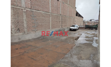 Venta De Gran Terreno En Sjm, Zona Urbana Y Segura - Ocasion