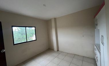 casa con local comercial de venta en Montecristi