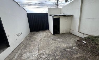 casa con local comercial de venta en Montecristi
