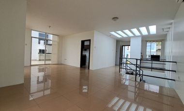 casa de alquiler en manta ciudad del mar L/F