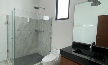 CASA EN RENTA LAGOS DEL SOL CANCUN