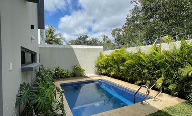 CASA EN RENTA LAGOS DEL SOL CANCUN