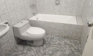 LINDA CASA 260M2 CERCA AL JOCKEY EN SAN BORJA