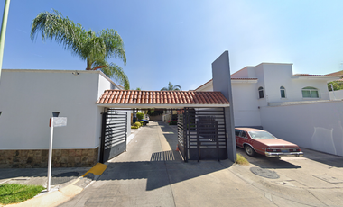 VENTA DE CASA EN GUADALAJARA RESIDENCIAL JOYAS DEL NI