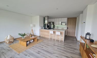 Vendo moderno apto en El Retiro con linda vista