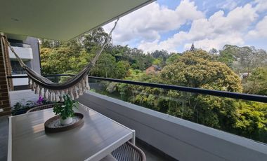 Vendo moderno apto en El Retiro con linda vista