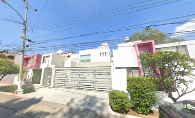 VENTA DE CASA EN GUADALAJARA COLONIA CHAPALITA