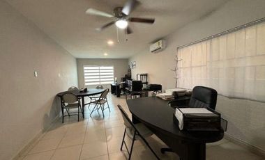 Excelente casa en col. Petrolera muy bien ubicada