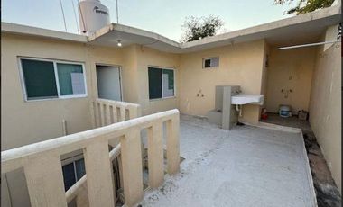 Excelente casa en col. Petrolera muy bien ubicada
