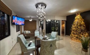 Gran residencia en la Col. Unidad Nacional. Incluye todo el mobiliario y equipo!