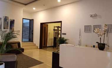 Departamento Lujoso Amoblado en Renta 3Hab 2P Bosmediano, edificio con piscina en Bellavista la carolina