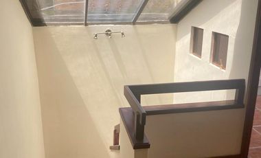 Elegante villa en venta Urb. Privada sector residencial Gran Aki - Narancay