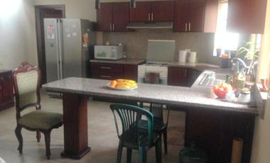 Elegante villa en venta Urb. Privada sector residencial Gran Aki - Narancay