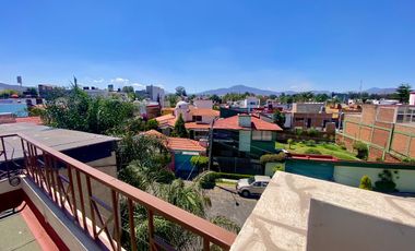 Bonito Loft amueblado en renta a espaldas de Av. Periodismo.