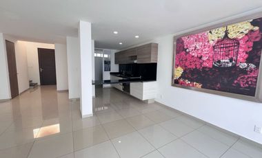 Casa en renta en Lomas de Angelopolis III