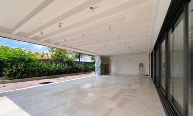 Residencia en Renta en Coto Los Frailes de Lujo, Nueva con amenidades en Zona Dorada Puerta de Hierro Zapopan.
