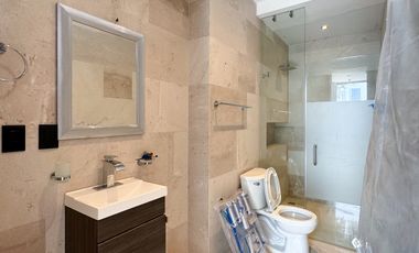 Residencia en Renta en Coto Los Frailes de Lujo, Nueva con amenidades en Zona Dorada Puerta de Hierro Zapopan.