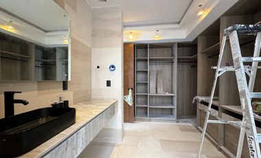 Residencia en Renta en Coto Los Frailes de Lujo, Nueva con amenidades en Zona Dorada Puerta de Hierro Zapopan.