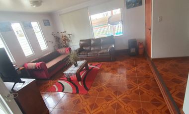 SE ARRIENDA CASA AMOBLADA EN CONDOMINIO DE ALGARROBO