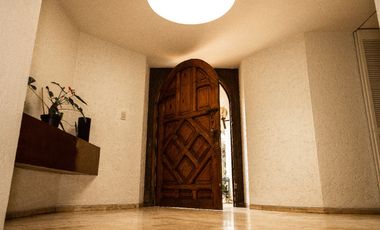 CASA EN VENTA EN JARDINES DEL PEDREGAL .