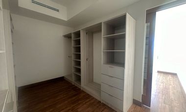 RESIDENCIA NUEVA DE UNA PLANTA EN CAMPOS ELISEOS