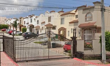 Hermosa Casa en venta, Paseo de las Bugambilias (REB)